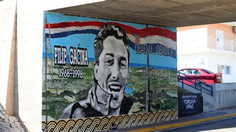 U Primoštenu oslikan mural u spomen na Filipa Gaćinu i njegov povijesni ...