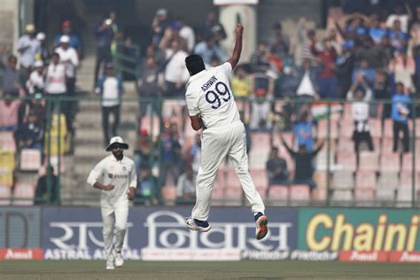 R Ashwin claims 688th International wicket; goes past Kapil Dev to ...