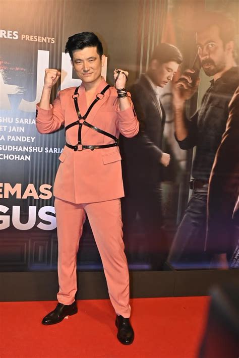 Rekha Karan Johar to Arjun Kapoor celebs attend Janhvi Kapoor Ulajh ...