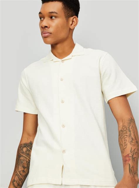 Buy Men Solid Resort Collar Lounge Shirt Online at just Rs. 699.0 ...