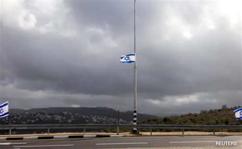 Palestinian man kills 2 in car-ramming, stabbing attack in Israel: Police
