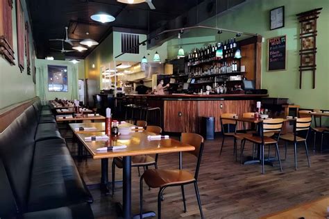 14 Best Restaurants in Lawrence, KS [2024 Updated]
