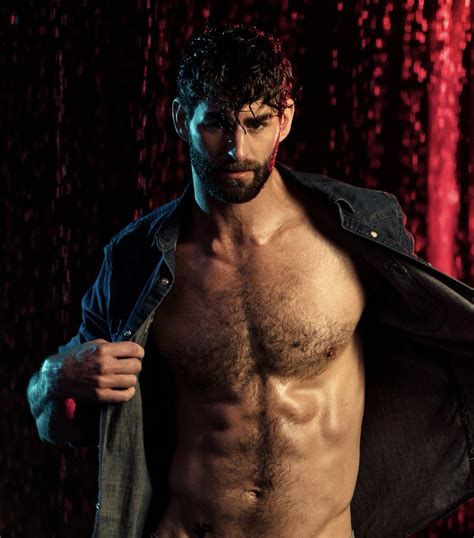 MODEL CHRIS SALVATORE | MATTHEW'S ISLAND