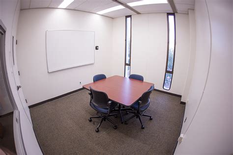 Space Availability - Langson 390 - Library Reservations - University of ...
