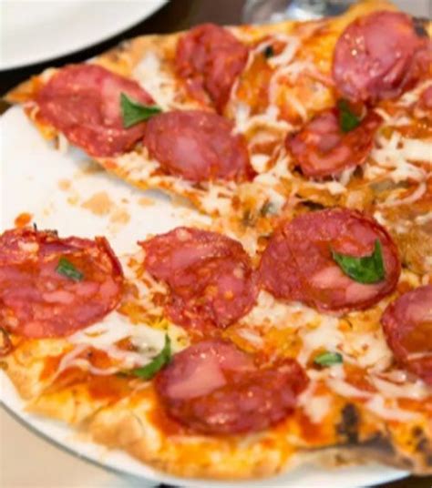 Best places or restaurants in Delhi to have Pizzas