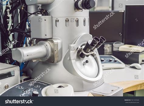 Electron Microscope 的图像结果