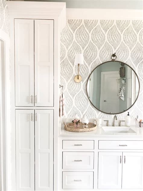 Download White Vintage Nest Bathroom Round Mirror Wallpaper | Wallpapers.com
