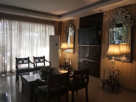 HOTEL PUSAKA (Yogyakarta Region) - Hotel Reviews & Photos - Tripadvisor