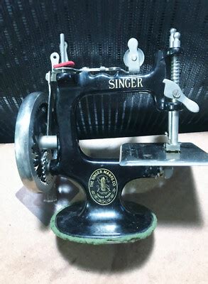 Image result for Singer Mini Sewing Machine