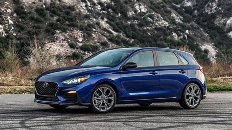 Hyundai Elantra GT - Canada, prix, nouveautés, spécifications, photos, évaluation et essais | RPM