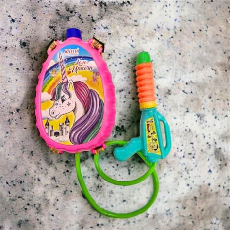 Storio Holi Water Toy Gun with Pressure Mechanism for Long Throw, Back