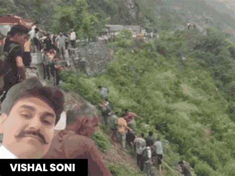 Youth from Dhar dies in tragic accident in Rudraprayag; 10-year-old son ...