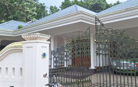 Houses / Villas for sale in Angamaly - KeralaProperty