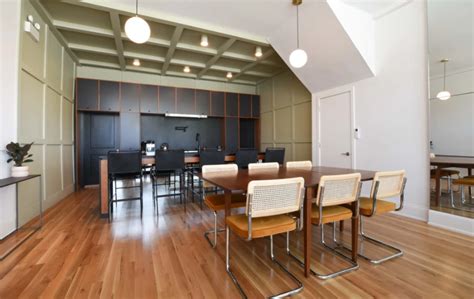 Modern Logan Square Space with Killer Chefs Kitchen, Chicago, IL ...