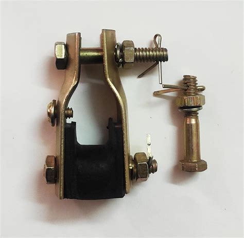 Gaurav Deep Ceiling Fan Clamp or Shackle | Heavy Duty Steel & Rubber ...