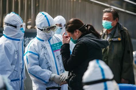 中国专家揭示新冠病毒致死危险！3个因素很关键，1个数字颠覆想象_凤凰网