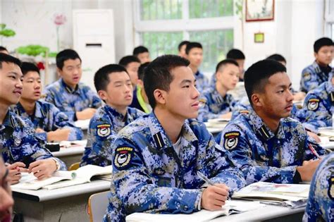 2018空军、海军航空实验班面向河南省各招100名初中毕业生！报考方式、条件看这里