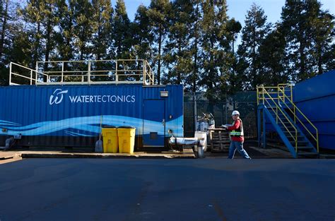 Tacoma, WA Metal Scrap Yard - Metro Metals - Recycling & Disposal ...