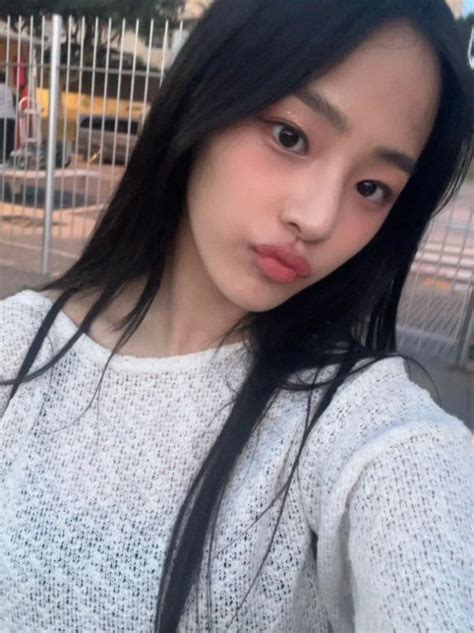 NewJeans(뉴진스) 민지 셀카 + 소개