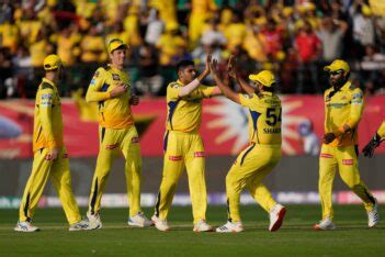Chennai Super Kings win hearts by providing 8000 metal whistles to bus ...