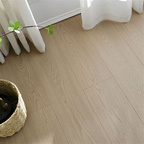 Contemporary Matte Slip Resistant Waterproof Pine Click Lock Laminate ...