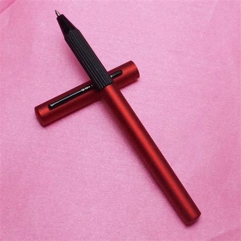 Submarine 1083 Slim Red Color Body With Black Clip And Grip Fine Tip ...