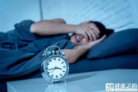 如何治疗年轻人失眠多梦呢 为什么会失眠多梦呢—【NMN观察】