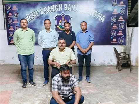 Notorious bootlegger from Ambaji caught under the guise of a policeman