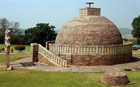 Indian Architecture- Mauryan Art And Architecture