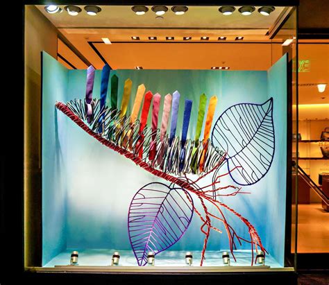 How to Design a Window Display 的图像结果