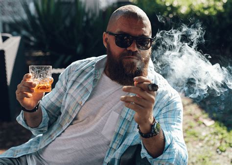 How To Smoke A Cigar For Beginners at Kai Meany blog
