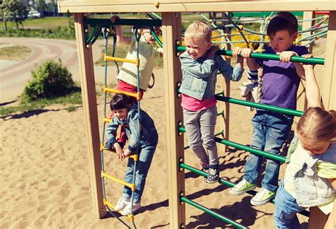 Play at the Park 的图像结果