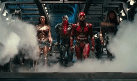Fans Demand Zack Snyder's Cut Of 'Justice League' As He Gets Ready To ...