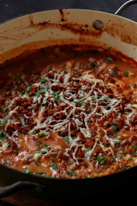 Creamy Lasagna Soup (1 pan!)