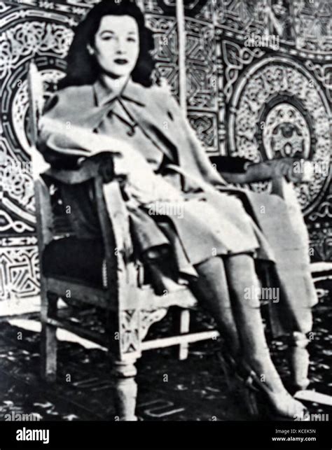 Photographic portrait of Empress Fawzia Fuad of Egypt (1921-2013) Queen ...