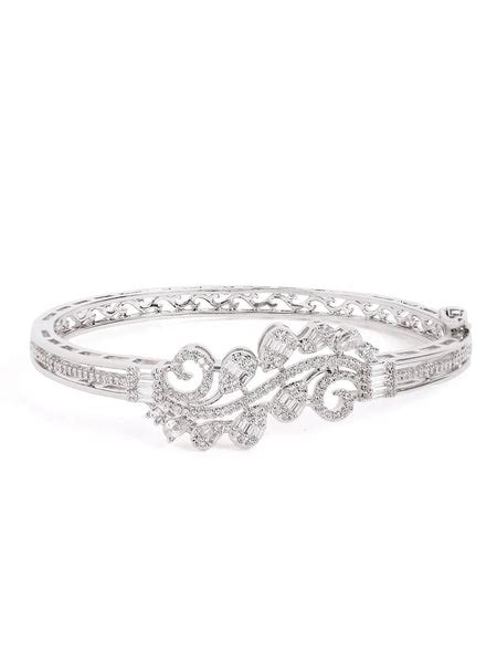 Delicate Kada Featuring Leaf CZ Patterns – Peora