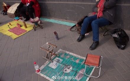 广东佛山“算命一条街”算命先生排排坐[1]- 中国日报网