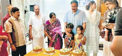 Amid tiff, Ramadoss, son meet for 1st time