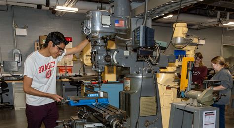 Manufacturing Engineering - Bradley University