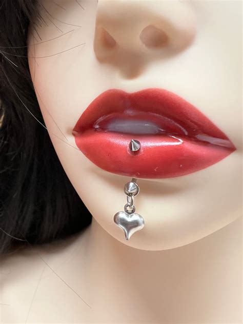 Vertical Labret Jewelry Options at Evelyn Ayala blog