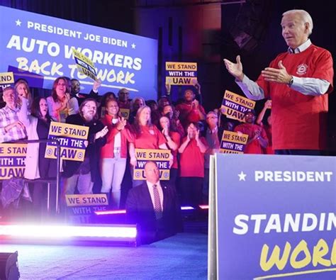 Biden Wants UAW-Style Deal for All US Auto Workers | Newsmax.com