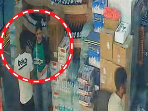 Couple’s liquor theft spree exposed at Kanpur mall; Boyfriend caught ...
