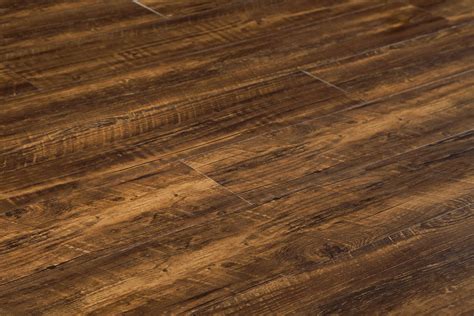 Everything You Need To Know About Distressed Vinyl Plank Flooring ...