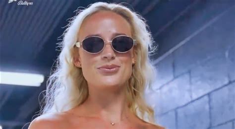 VIDEO: Social Media Explodes As Phoenix Mercury Star Sophie Cunningham ...