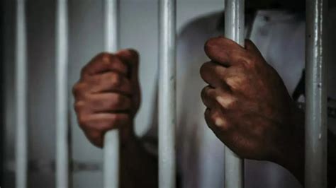 Four street vendors including two women get prison term for attacking ...