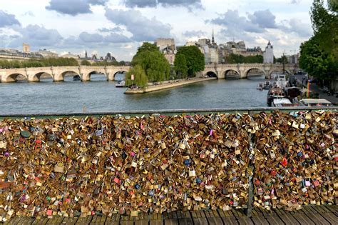 Love Lock Bridge Paris History at Keith Turner blog