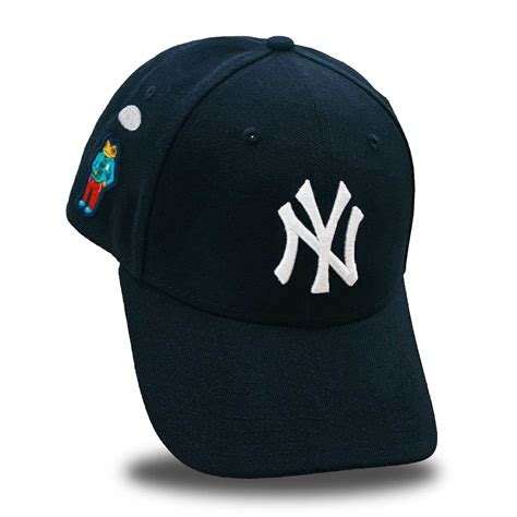 Yankees x Bad Bunny Hat 2025 – East Blue Fashion