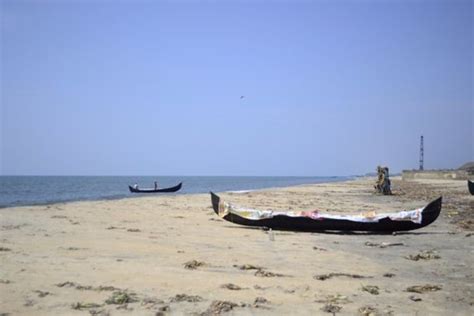Puthuvype Beach, ernakulam, India - Top Attractions, Things to Do ...