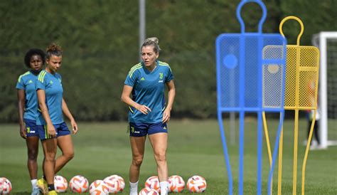 Women | Readying up for Roma! - Juventus