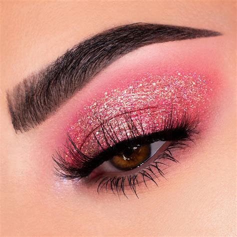 Eye Makeup For Pink Dress